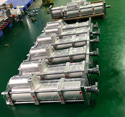 東莞氣液增壓缸-快速型,油氣隔離,配小模具頭(客戶要求) 東莞氣液增壓缸-快速型,油氣隔離,配小模具頭(客戶要求)