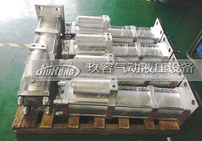 玖容廠家為深圳某一客戶定做的快速型氣液增壓缸 玖容廠家為深圳某一客戶定做的快速型氣液增壓缸